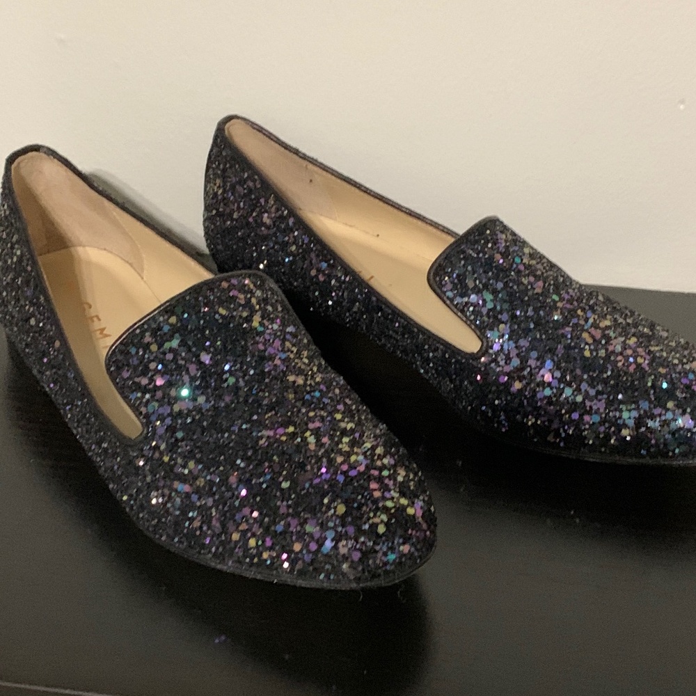 shoes - Picture 2 of 6